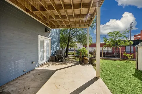 303 W Alamo Street Brenham TX 77833