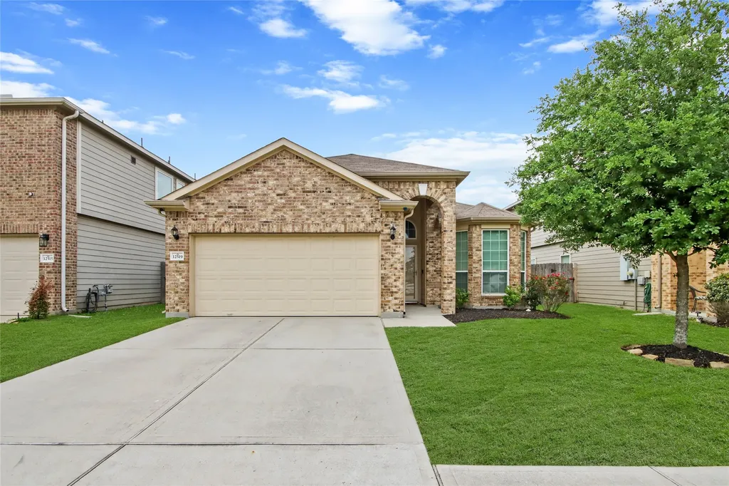 12519 King Harry Drive Houston TX 77044