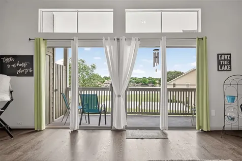 168 April Point Drive S 168 Conroe TX 77356