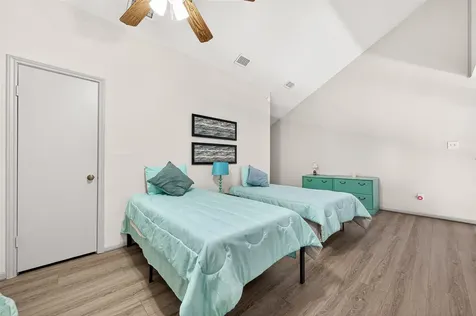 168 April Point Drive S 168 Conroe TX 77356