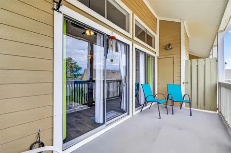 168 April Point Drive S 168 Conroe TX 77356