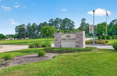 168 April Point Drive S 168 Conroe TX 77356
