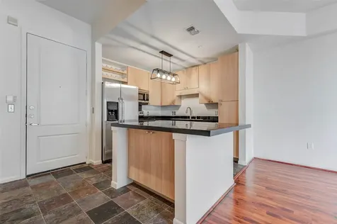 3505 Sage Road 1104 Houston TX 77056