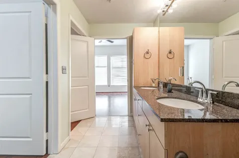 3505 Sage Road 1104 Houston TX 77056