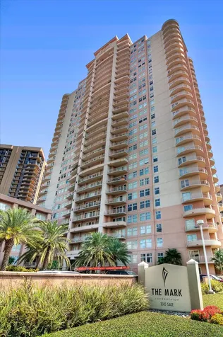 3505 Sage Road 1104 Houston TX 77056