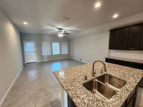 1310 Central Heights Drive Missouri City TX 77459