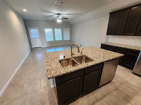 1310 Central Heights Drive Missouri City TX 77459