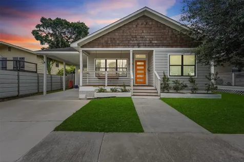 2708 Kennedy Street Houston TX 77003