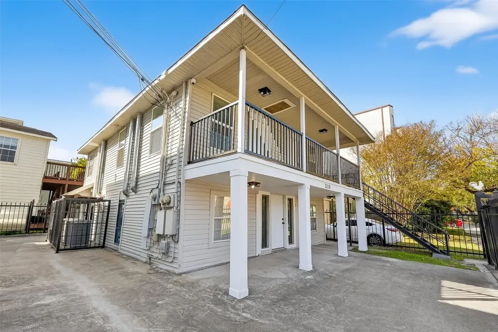 2118 Webster Street 3 Houston TX 77003