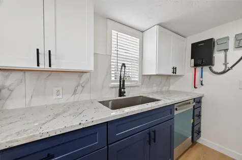 2118 Webster Street 3 Houston TX 77003