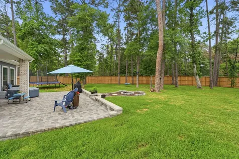 312 Mullins Court Montgomery TX 77316