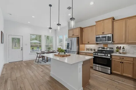 312 Mullins Court Montgomery TX 77316