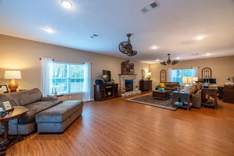 203 Lariat Lane Livingston TX 77351