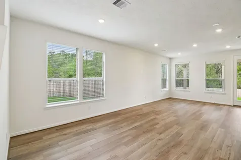 710 Appaloosa Meadow Drive Magnolia TX 77354