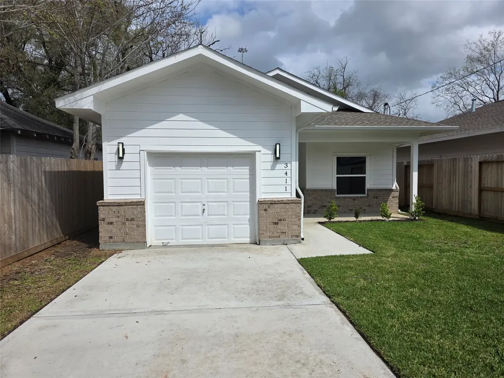 3411 Webster Street Houston TX 77004