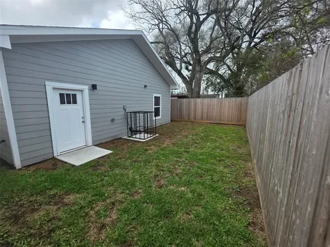 3411 Webster Street Houston TX 77004