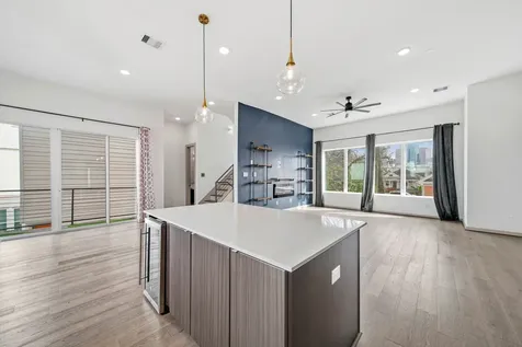1918 Goliad Street B Houston TX 77007
