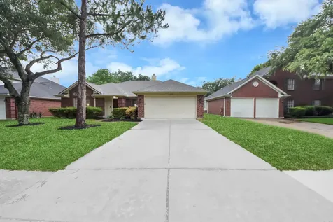 4527 Brookren Court Pearland TX 77584