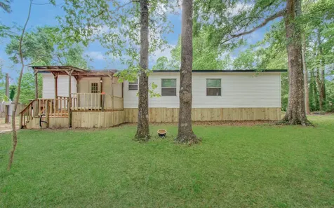 4537 Grand Oaks Drive Willis TX 77378