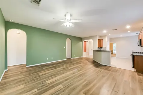 14310 Eastern Redbud Lane Houston TX 77044