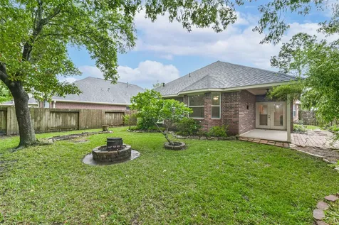 14310 Eastern Redbud Lane Houston TX 77044