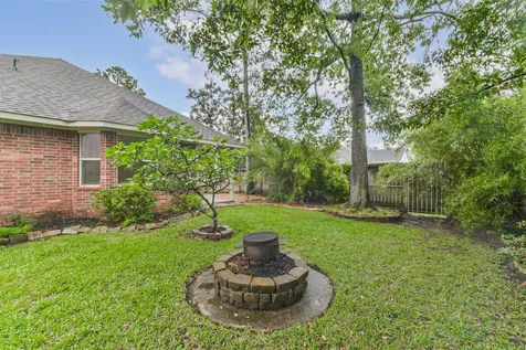 14310 Eastern Redbud Lane Houston TX 77044