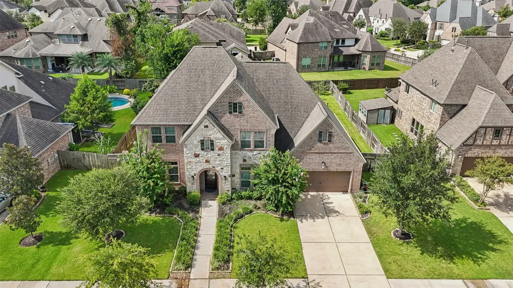 9806 Mount Shasta Missouri City TX 77459
