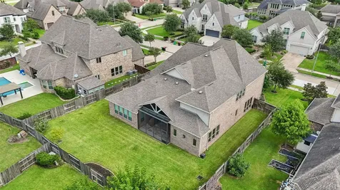 9806 Mount Shasta Missouri City TX 77459