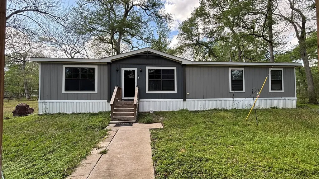 563 Forrest Lawn Wharton TX 77488