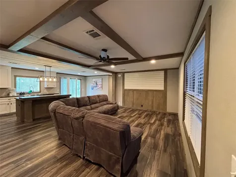 563 Forrest Lawn Wharton TX 77488
