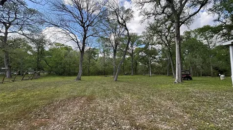 563 Forrest Lawn Wharton TX 77488