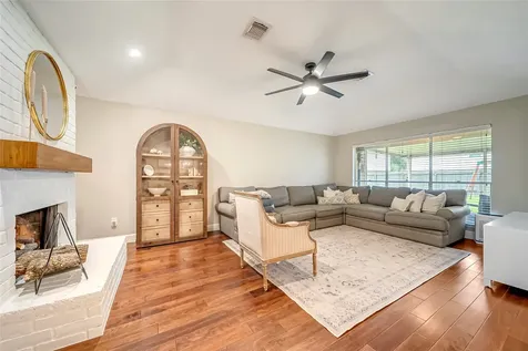 2802 Park Meadows Avenue Deer Park TX 77536