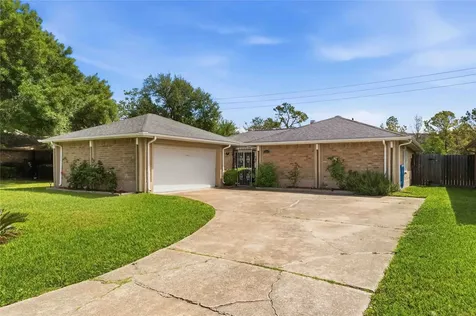 3415 Honey Creek Drive Houston TX 77082