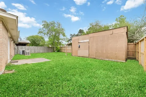 1002 Afton Court Tomball TX 77375