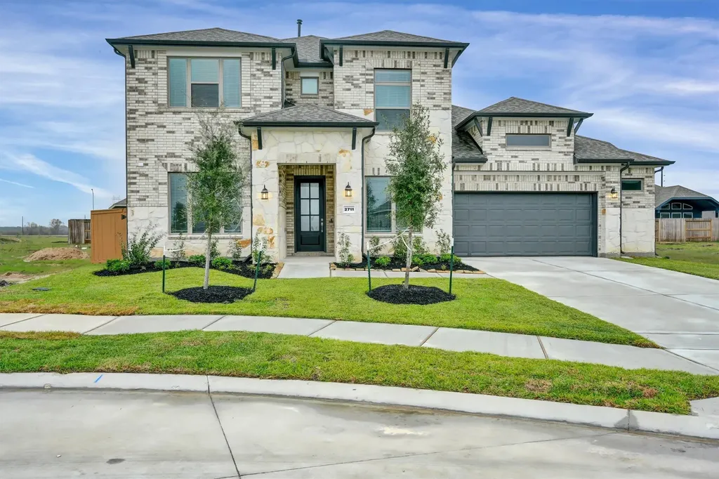 2711 Ametrine Drive Iowa Colony TX 77583