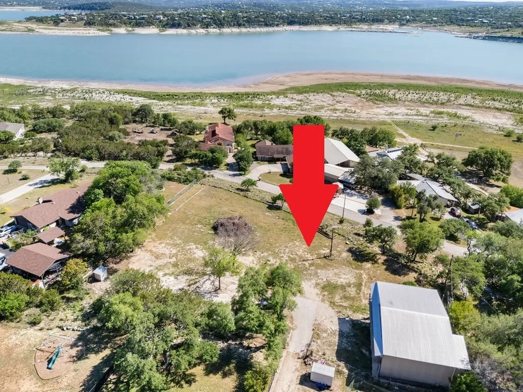 1043 Military Drive Canyon Lake TX 78133