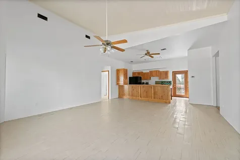 1043 Military Drive Canyon Lake TX 78133