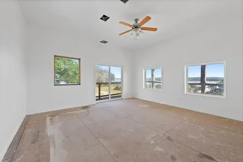 1043 Military Drive Canyon Lake TX 78133