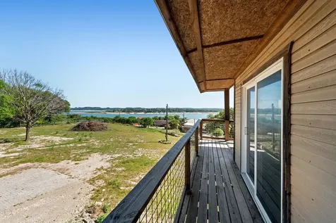 1043 Military Drive Canyon Lake TX 78133