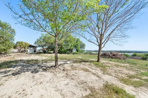 1043 Military Drive Canyon Lake TX 78133
