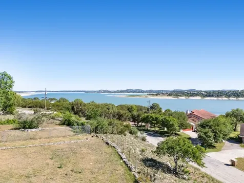 1043 Military Drive Canyon Lake TX 78133
