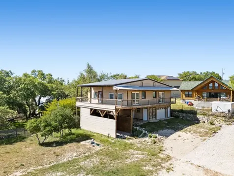 1043 Military Drive Canyon Lake TX 78133