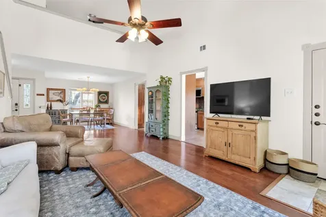 1417 S Heron Drive Seabrook TX 77586