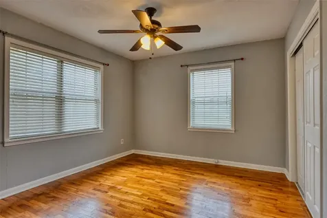 2125 Shanks Road Angleton TX 77515