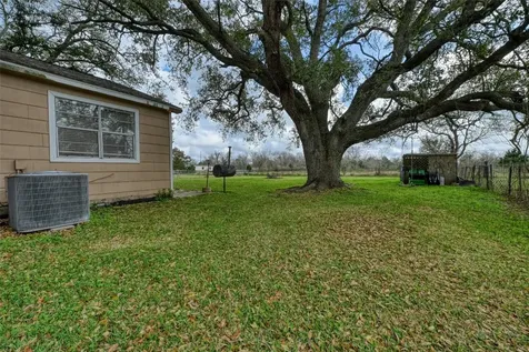 2125 Shanks Road Angleton TX 77515
