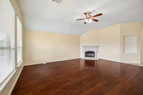 18410 Memorial Springs Pass Tomball TX 77375