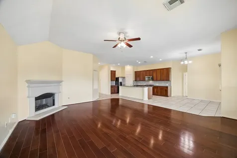 18410 Memorial Springs Pass Tomball TX 77375
