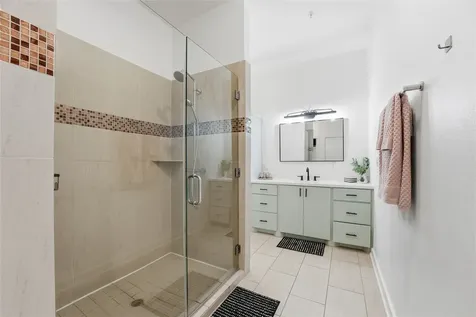806 Jackson Hill Street 201 Houston TX 77007