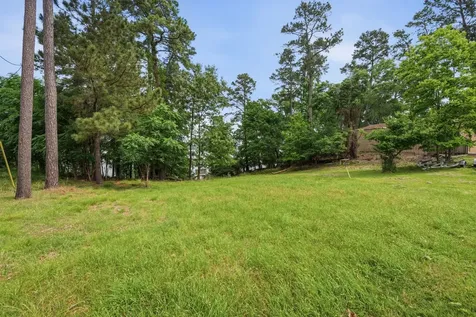 365 N Point Drive N Trinity TX 75862