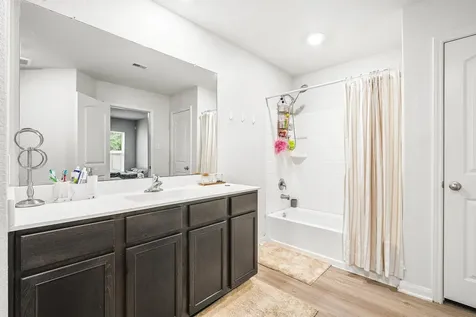 10619 Lost Maples Drive Cleveland TX 77328